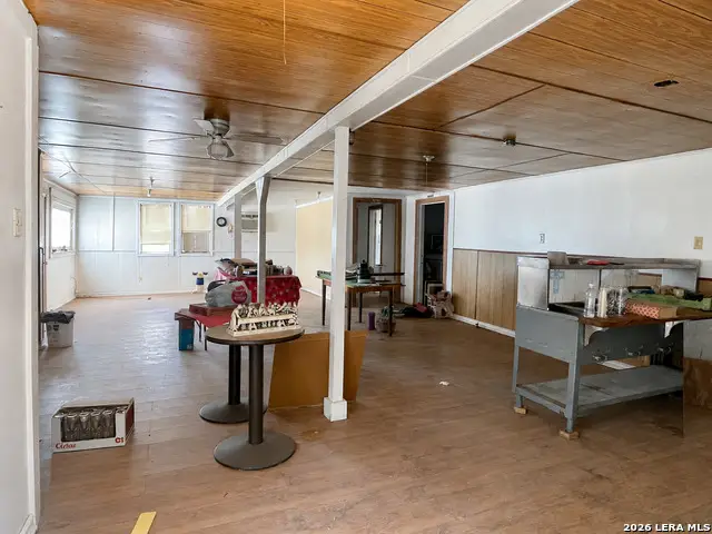 3110 Commerce St, Campbellton, TX 78008 - #3