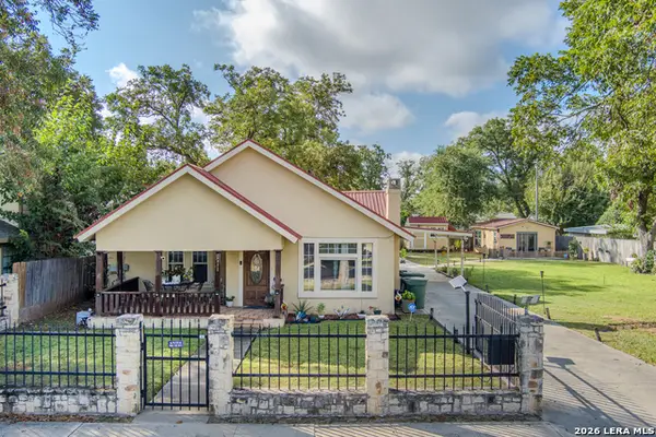 213 Minter St, Uvalde, TX 78801
