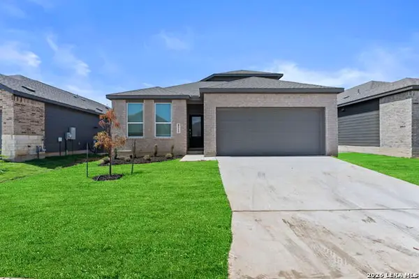 8515 Utopia Gdns, San Antonio, TX 78223