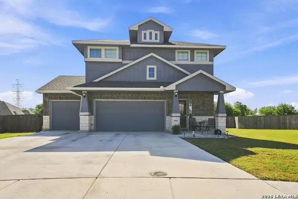 4902 Village Park, Marion, TX 78124