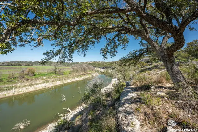 365 River Cliff Pl, Spring Branch, TX 78070 - #1