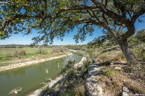 365 River Cliff Pl, Spring Branch, TX 78070