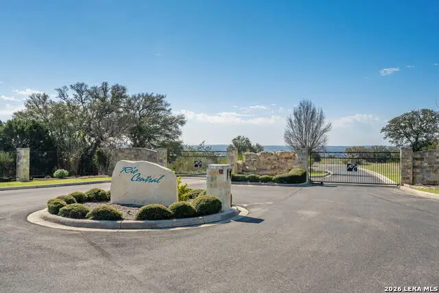 365 River Cliff Pl, Spring Branch, TX 78070 - #2