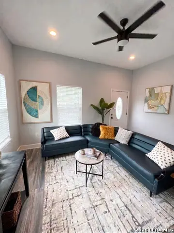 404 S Olive, San Antonio, TX 78203 - #2