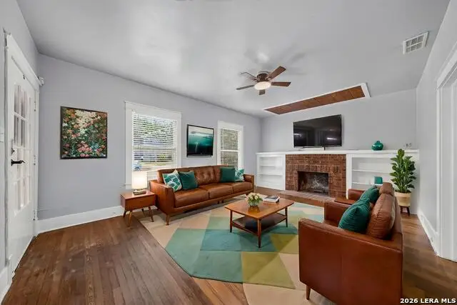 1023 W French Pl, San Antonio, TX 78212 - #3