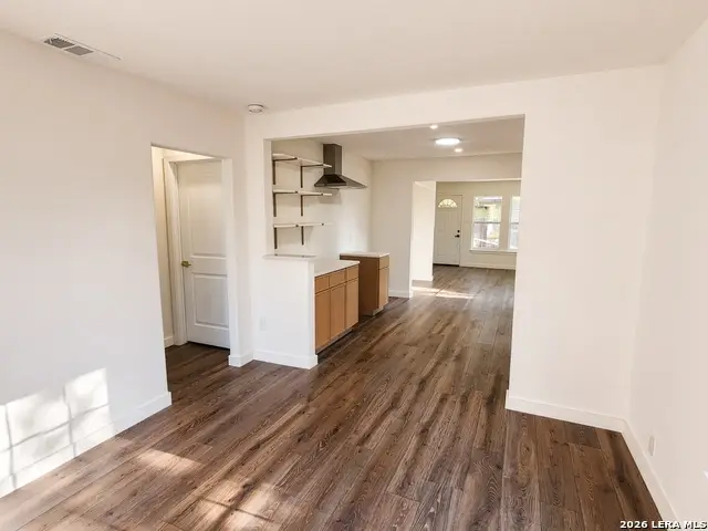 2122 Hicks Ave, San Antonio, TX 78210 - #2