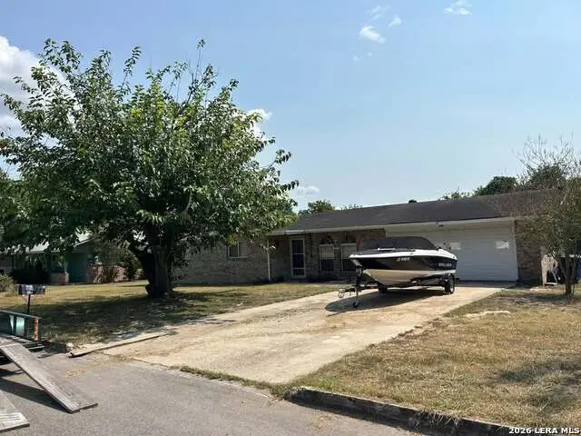 225 Barcelona, New Braunfels, TX 78130 - #2