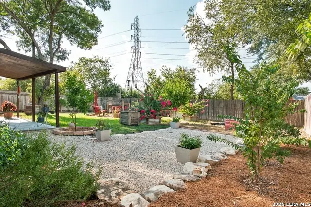 3827 Briar Hollow St, San Antonio, TX 78247 - #3