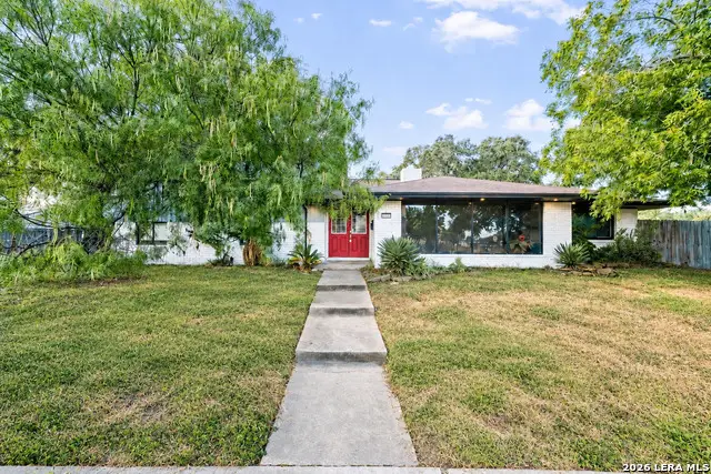 3105 Peachtree St, Corpus Christi, TX 78410 - #1