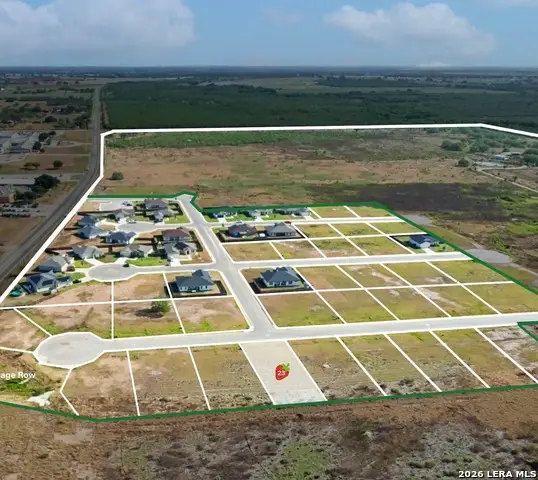 112 Albion Ct, Poteet, TX 78065 - #1