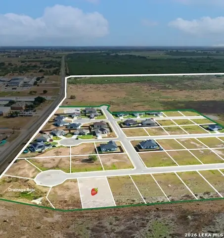 104 Albion Ct, Poteet, TX 78065 - #1