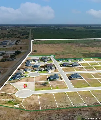 105 Albion Ct, Poteet, TX 78065 - #1