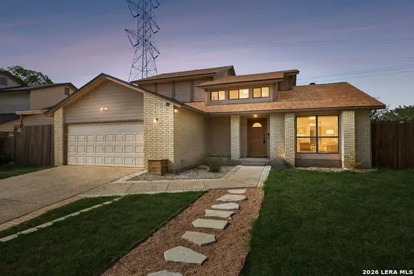 2127 Oak Bnd, San Antonio, TX 78259
