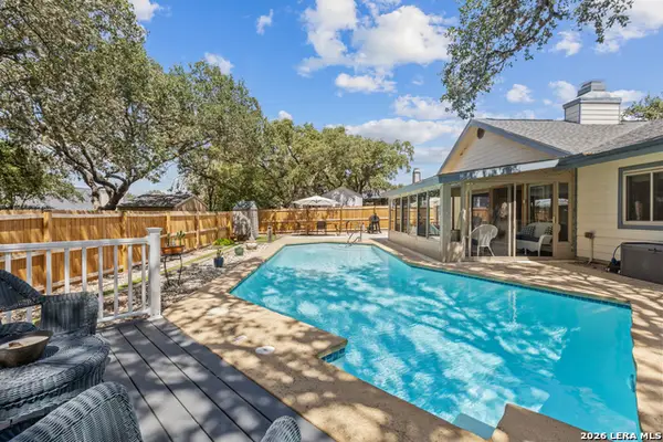 9011 Softwood St, San Antonio, TX 78250