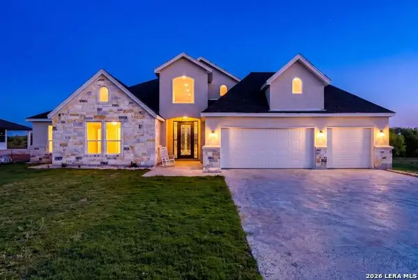 7166 Newman Blvd, Kyle, TX 78640