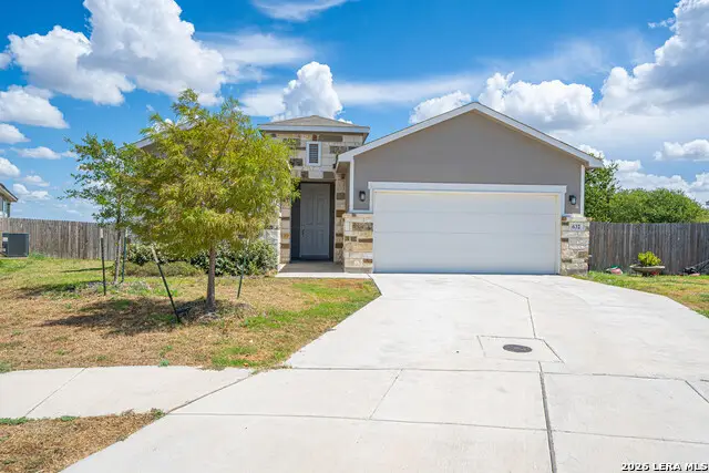 632 Candace Ct, Seguin, TX 78155 - #2
