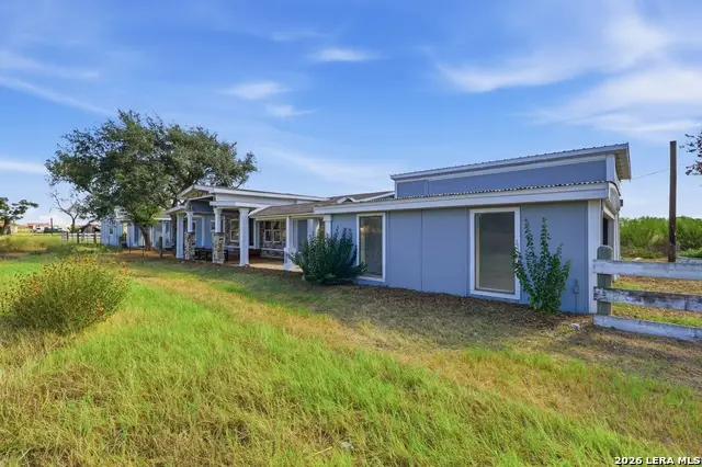 25840 Mathis Rd, Elmendorf, TX 78112 - #2