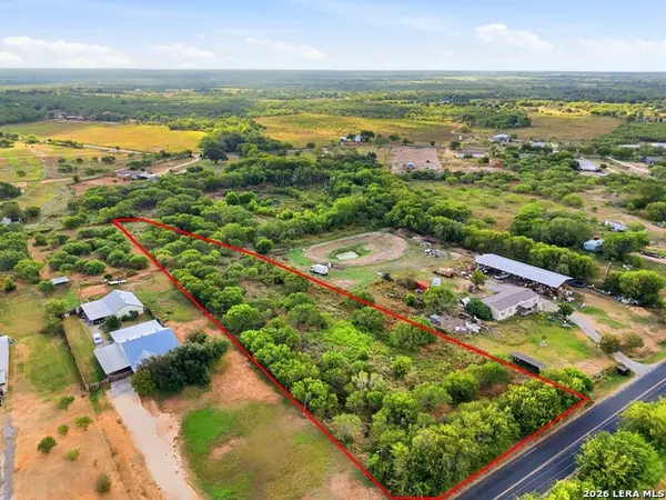 15000 Wisdom Rd, Atascosa, TX 78002