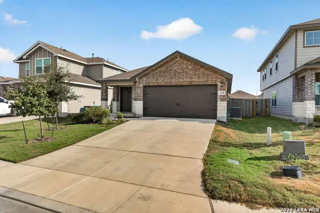 4218 Tarragon Pl, Von Ormy, TX 78073 - #1