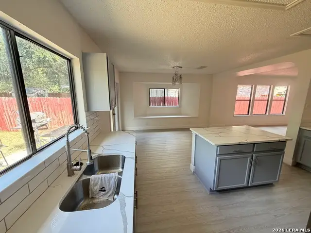 10507 Westfield Pl, San Antonio, TX 78240 - #3