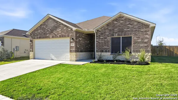 266 Rolling Hls, New Braunfels, TX 78130