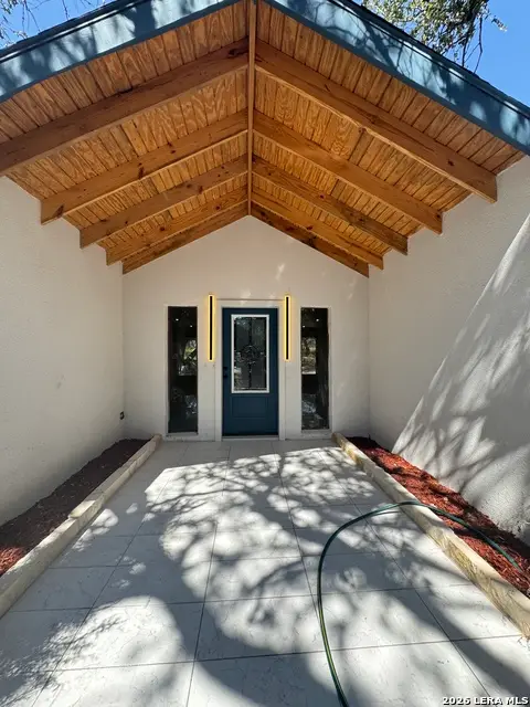 109 Live Oak Dr, Pleasanton, TX 78064 - #2