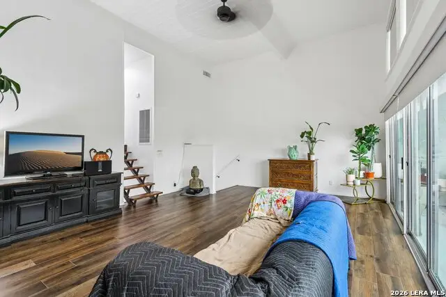 3102 Eisenhauer Rd #E34, San Antonio, TX 78209 - #1