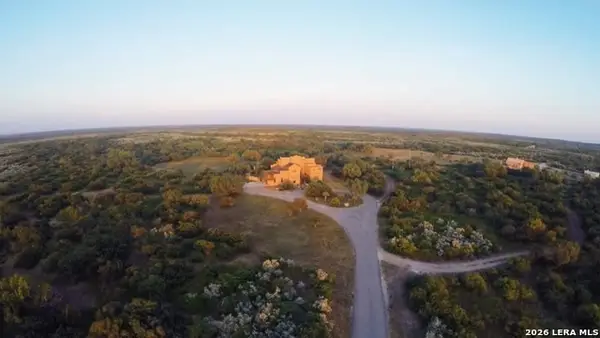 5499 Agape Rd, Uvalde, TX 78801
