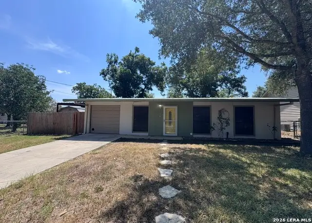 104 Boeck, La Vernia, TX 78121 - #1