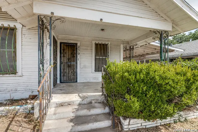 239 Walton Ave, San Antonio, TX 78225 - #2
