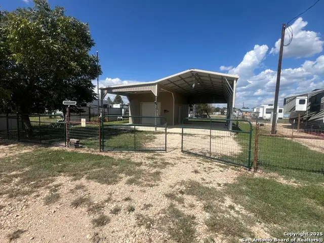 545 Siesta, Bandera, TX 78003 - #2