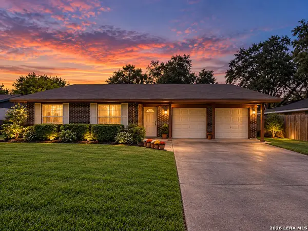 1406 Las Palmas, Beeville, TX 78102