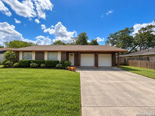 1406 Las Palmas, Beeville, TX 78102 - #2