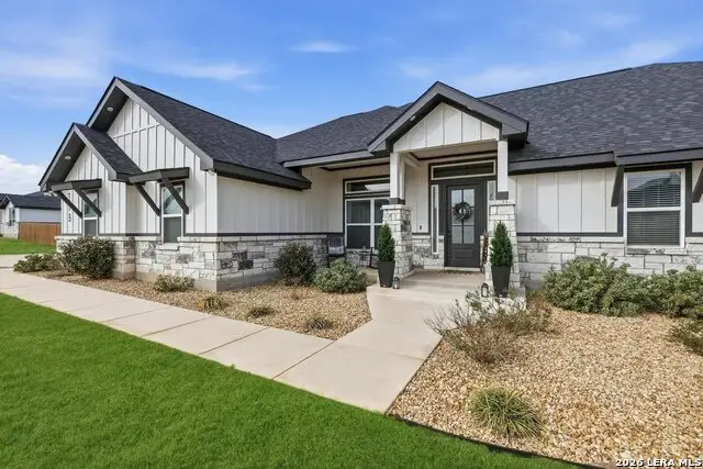 113 Hondo Dr, La Vernia, TX 78121 - #2
