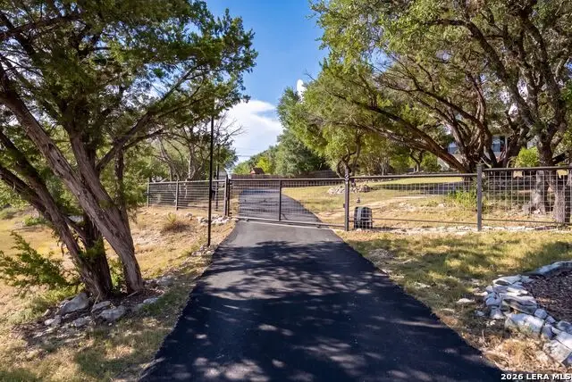 9915 Scenic Hills Dr, San Antonio, TX 78255 - #3