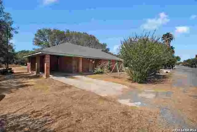 2826 Trails W, Pearsall, TX 78061 - #2