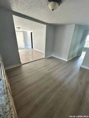 122 C, San Antonio, TX 78207 - #2