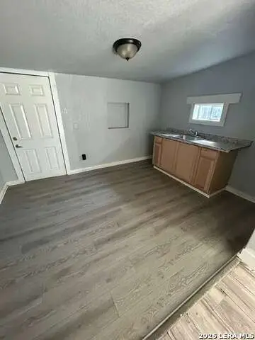122 C, San Antonio, TX 78207 - #3