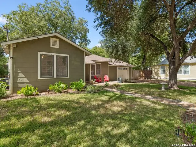 351 E North Street, New Braunfels, TX 78130 - #3