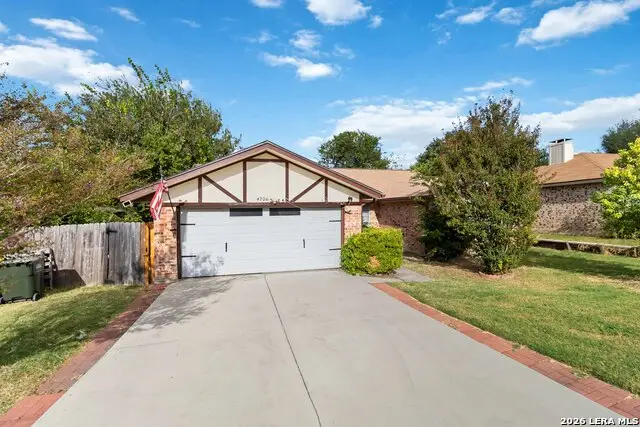 4706 Wedgewood Dr, Schertz, TX 78108 - #3