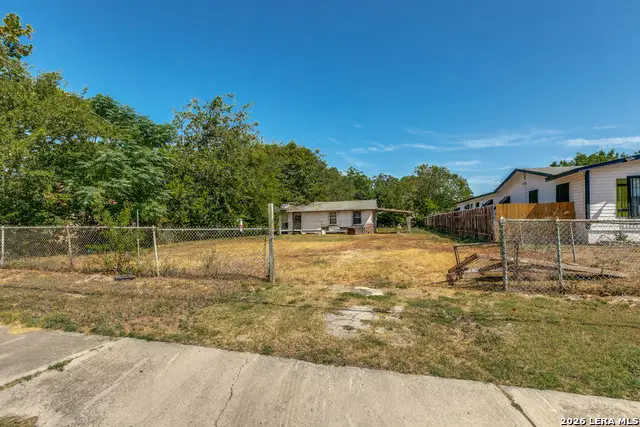 1437 W Harding Blvd, San Antonio, TX 78221 - #3