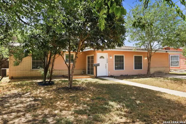 358 Timberlane Dr, San Antonio, TX 78218 - #2