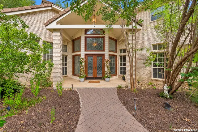 9 Scarborough Sq, San Antonio, TX 78218 - #2