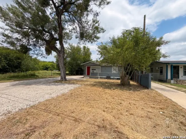 1431 Cantrell Dr, San Antonio, TX 78221 - #2