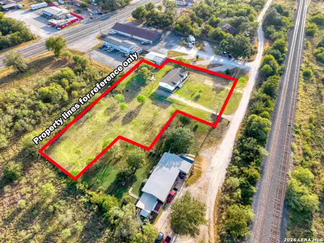680 Se Front Ave E, Sabinal, TX 78881 - #2