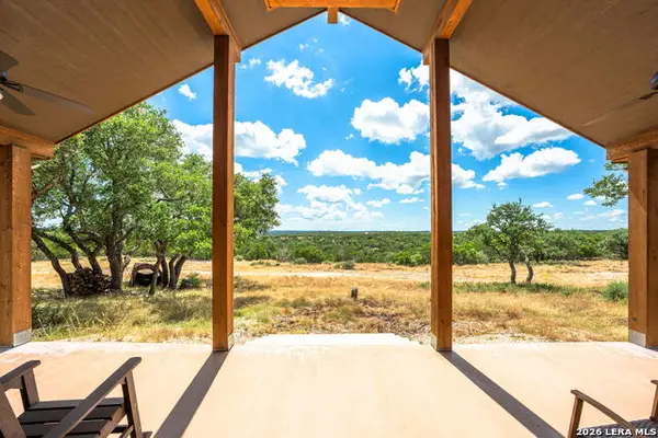 1989 Dominion Rd, Rocksprings, TX 78880