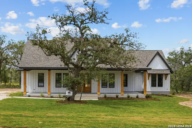 3539 County Road 676, Devine, TX 78016 - #1