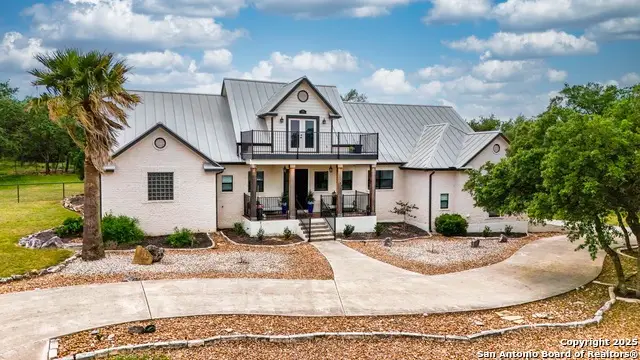 725 Winding View, New Braunfels, TX 78132 - #1