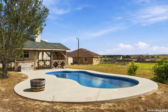 418 Clover Ln, La Vernia, TX 78121 - #1