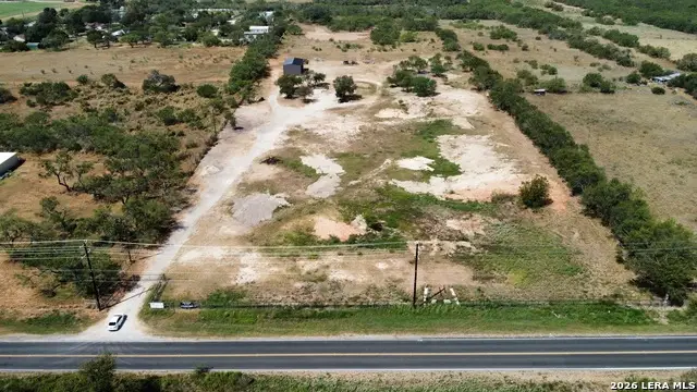 19455 Luckey Rd, Atascosa, TX 78002 - #2